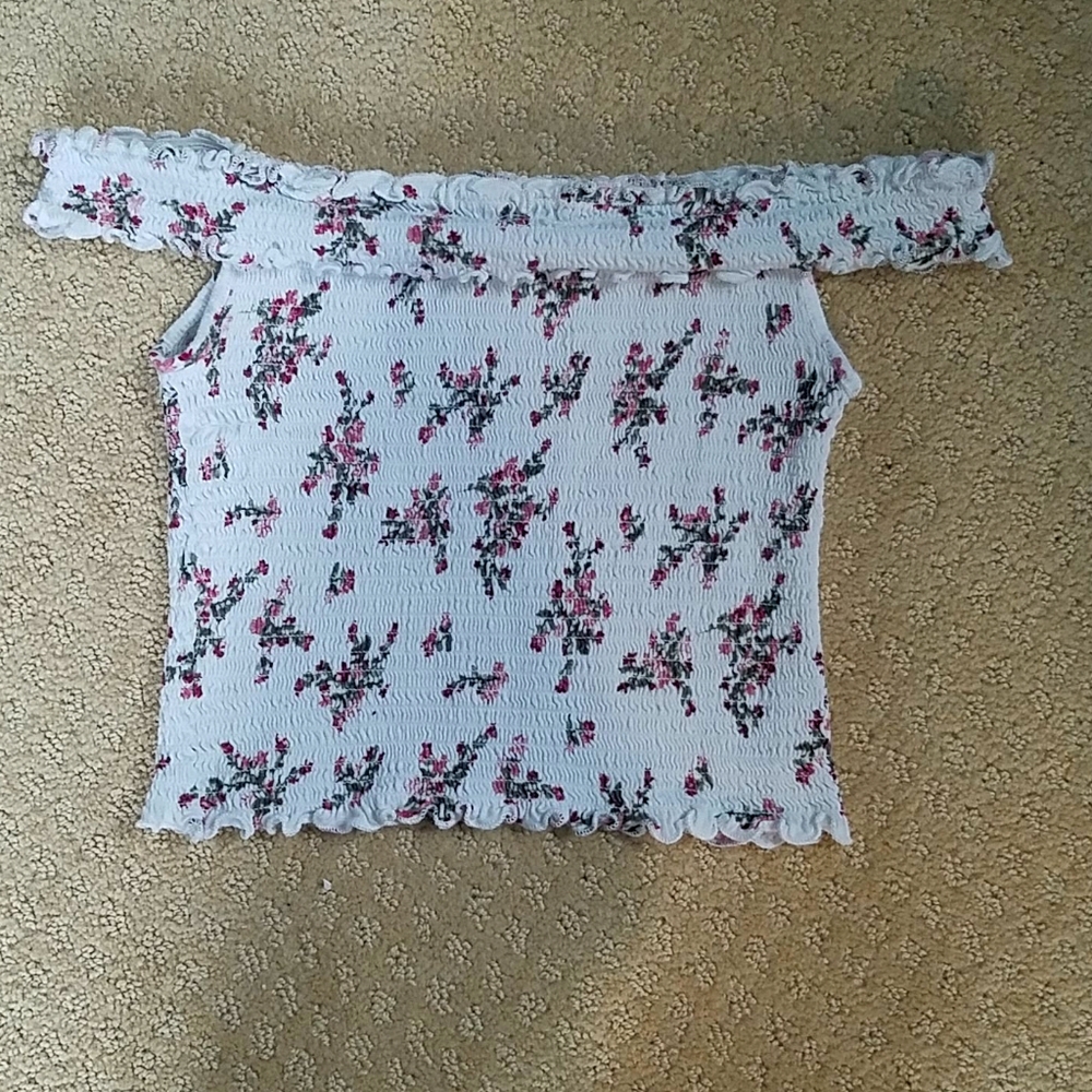 Crop top for teens
